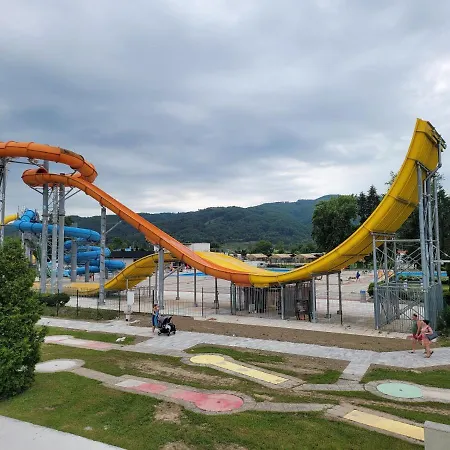 アパート Camp Terme Catez P93 チャテジ・オプ・サヴィ