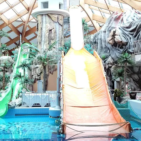 Camp Terme Catez P93 アパート